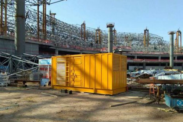 白河发电机出租如何判断空气滤清器是否需要更换？