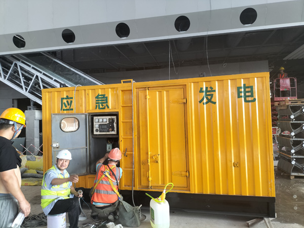 白河怎样判断空气滤清器是否需要更换？